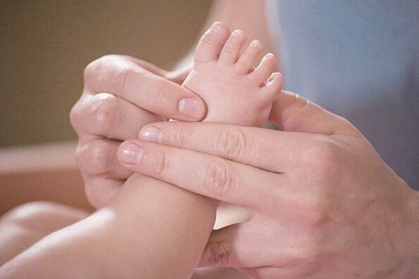 Çocukta halluks valgus için masaj
